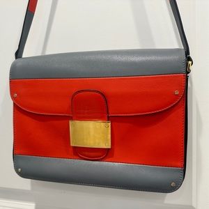 AUTHENTIC Valentino Garavani Calfskin Rivet colorblock shoulder bag